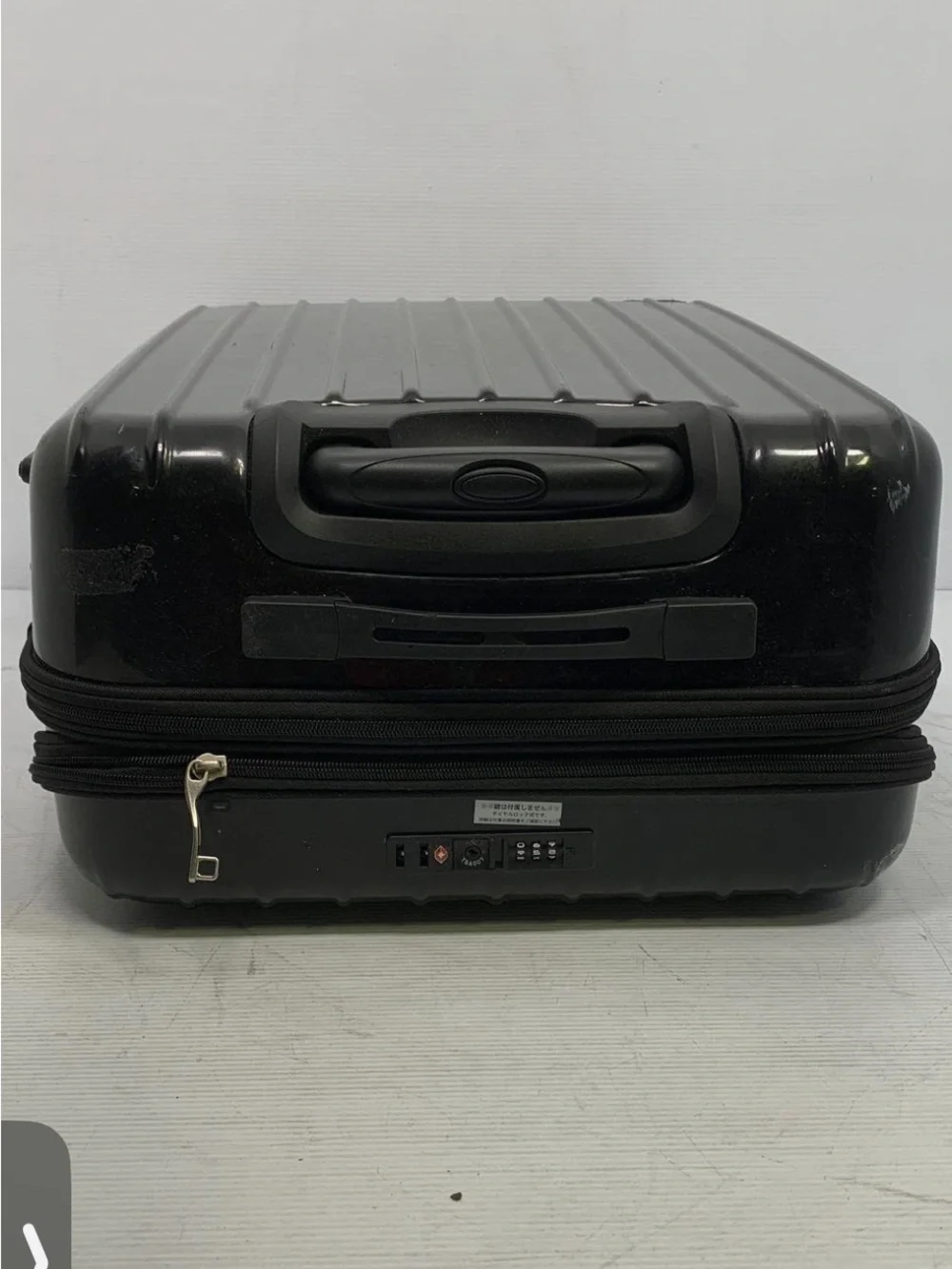 Black Spinner Carry-On Suitcase - Men Bags